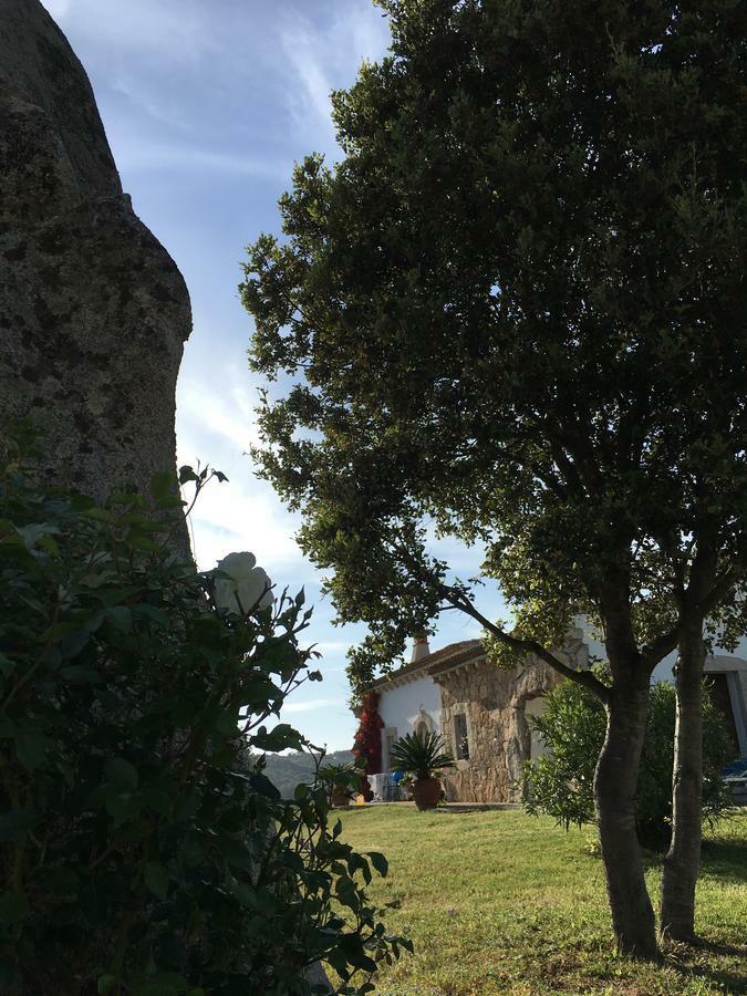 Lu Cuccumiau Country B&B 아르자케나 외부 사진